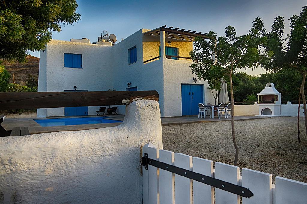 Votsalo villa Pomos Camera foto