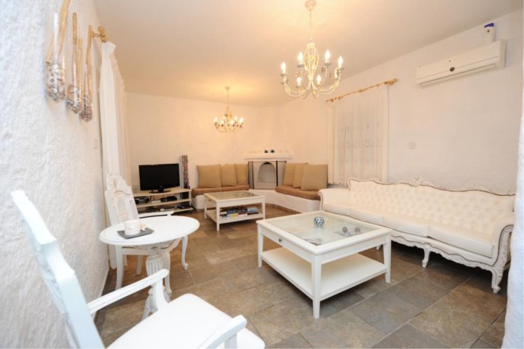 Votsalo villa Pomos Esterno foto